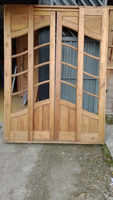 empresa de portas, janelas de madeira e alumínio, fechaduras na região de Ribeirão Pires