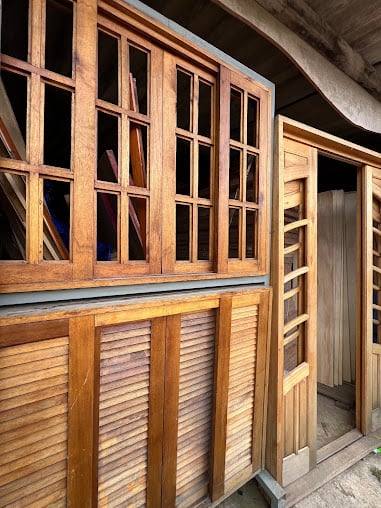 empresa de portas, janelas de madeira e alumínio, fechaduras na região de Ribeirão Pires